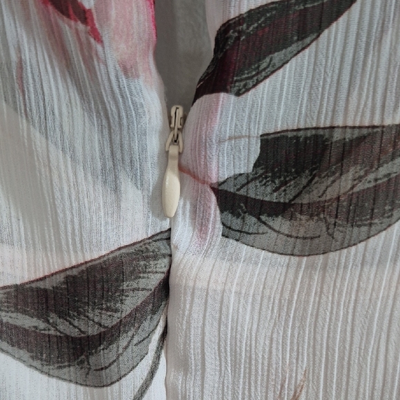 Calvin Klein Women's Floral V-Neck Dress - White and Brown - Picture 6 of 8